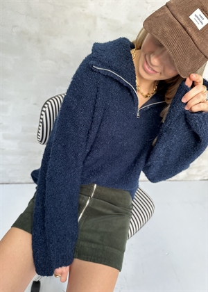 Tolatya knit pullover Sky Captain Object 